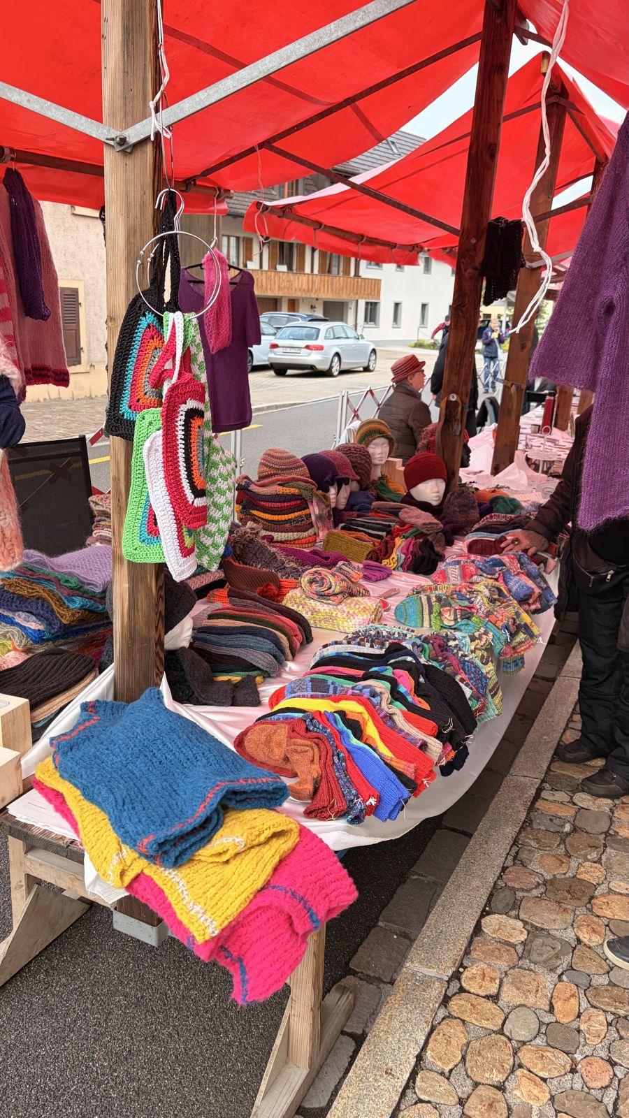 Herbschtmärt 2026 rund ums Melihus: Gestricktes
